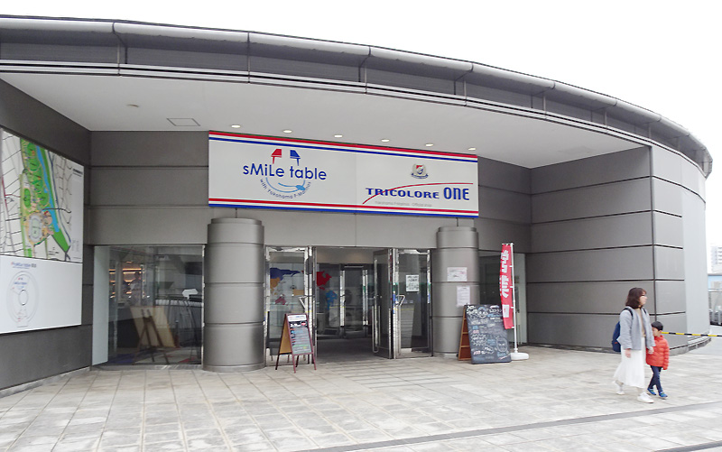 日産スタジアム マリノスグッズ店やレストランは11 10 日 に再開 新横浜新聞 しんよこ新聞