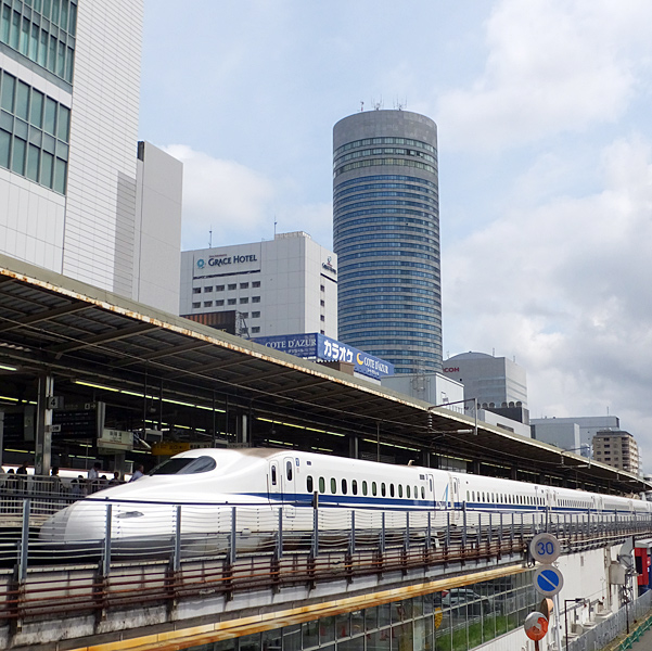 22年 お盆 期間 東海道新幹線は8月11日 祝 が混雑ピークか 新横浜新聞 しんよこ新聞