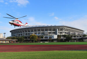 日産フィールド小机で2年ぶりに行われた「消防ヘリコプター離着陸訓練（ヘリ訓練）」での2度目の着陸の様子（11月9日）