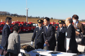 山中竹春横浜市長が来場し開催の「祝辞」を述べました
