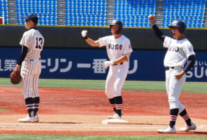5回表にも平野君が2塁打、広橋君（写真）や三上君もヒットを放ち、5対3とリードを広げた 