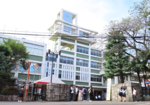 「武相高校・中学校」で今年も“フル・オープン”スタイル（事前予約不要）で学園祭が開かれる（過去開催時）