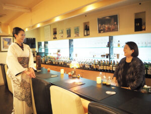 外川由梨亜さんが帰国した後、外川千津子さんもジャズシンガー「とがわちずこ」としての活動により専念できるようになった