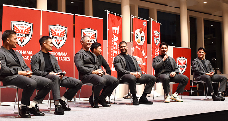 横浜キヤノンイーグルスが市役所で出陣式、新シーズンへ「結束して上昇
