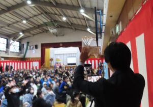 5年生1クラスがインフルエンザ疾患による学級閉鎖となったことから、子どもたちの自宅とオンラインでつなぐ試みも行われていました