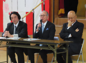 元PTA会長（第5代）田嶋さんは学校が建てられた頃のエピソードも披露。「地域の学校」との想いが脈々と受け継がれてきたことが感慨深いと語っていました