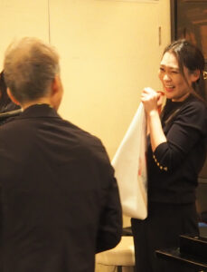 とがわちずこさんの娘・外川由梨亜さんも大野さんとの再会で笑顔に