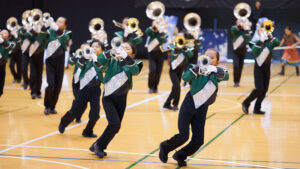 躍動感あふれる演奏もマーチングバンドの魅力の一つ（同）