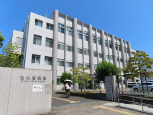 活動は新横浜3丁目や大倉山7丁目にも近い港北警察署（大豆戸町）内の道場で行っている（イメージ）